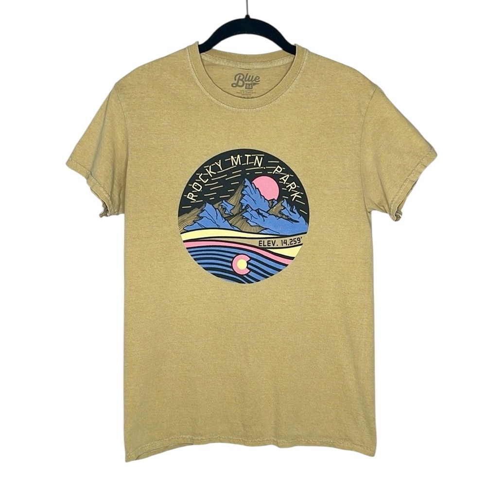 Blue 84 Rocky Mountain Park Golden tan Graphic Print Tee size Small